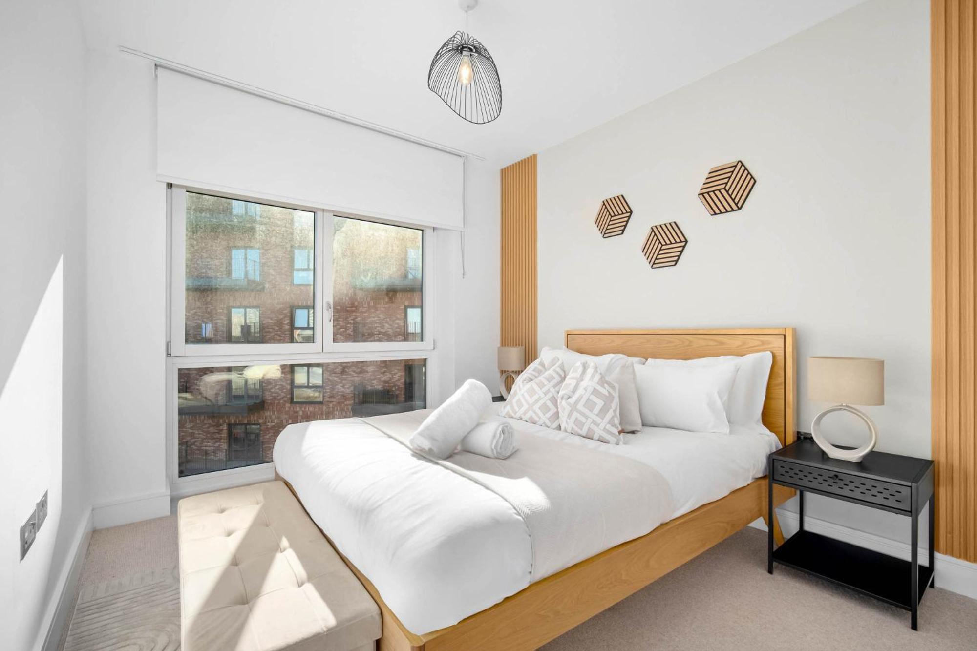 2 Bedroom - 2 Bathrooms - Netflix- Juliet Balcony 419h Apartment