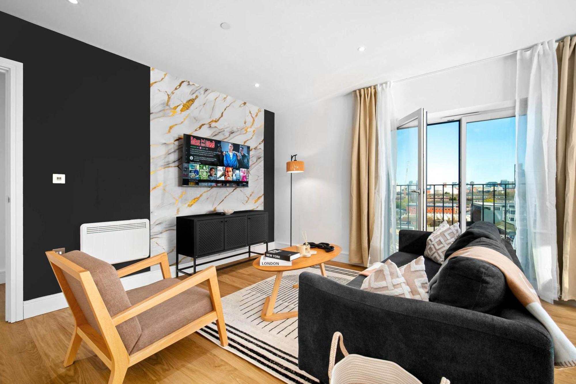 Apartment 2 Bedroom - 2 Bathrooms - Netflix- Juliet Balcony 419h